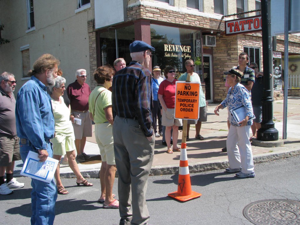 28 - Walking Tour