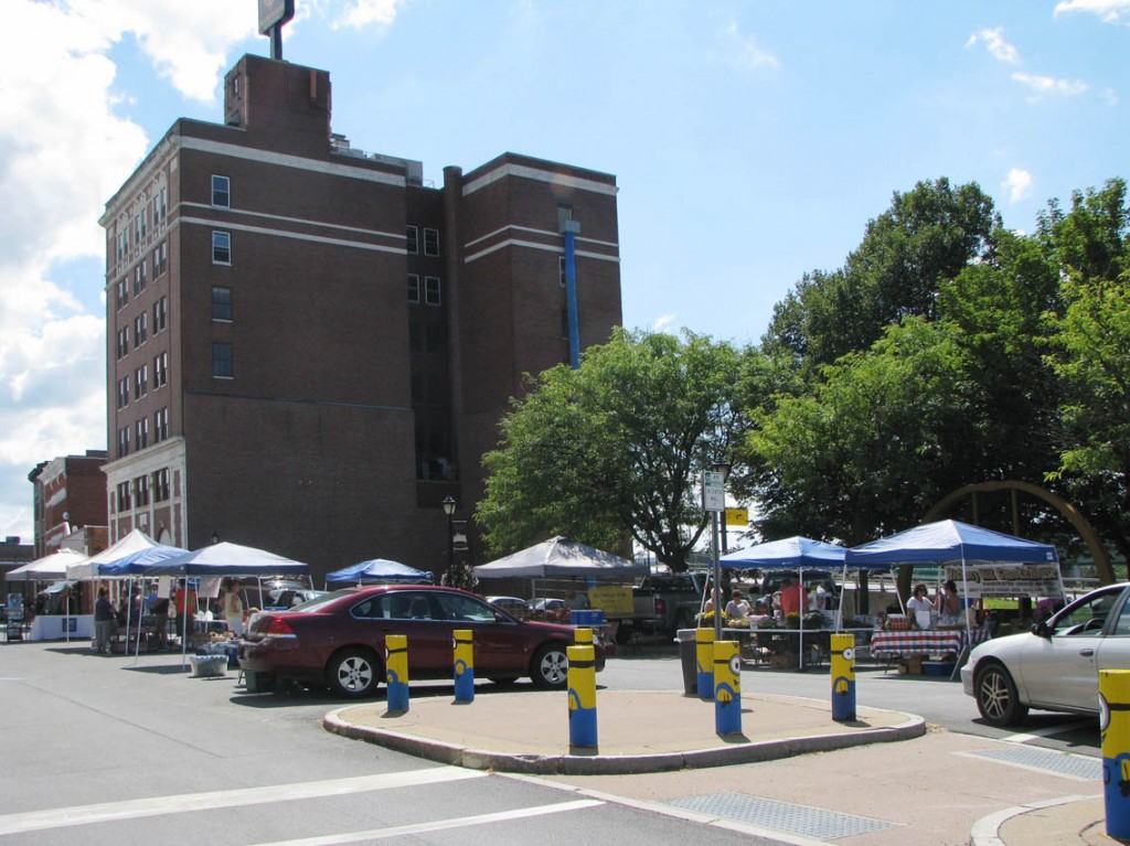 30 - Main St Southside from Market