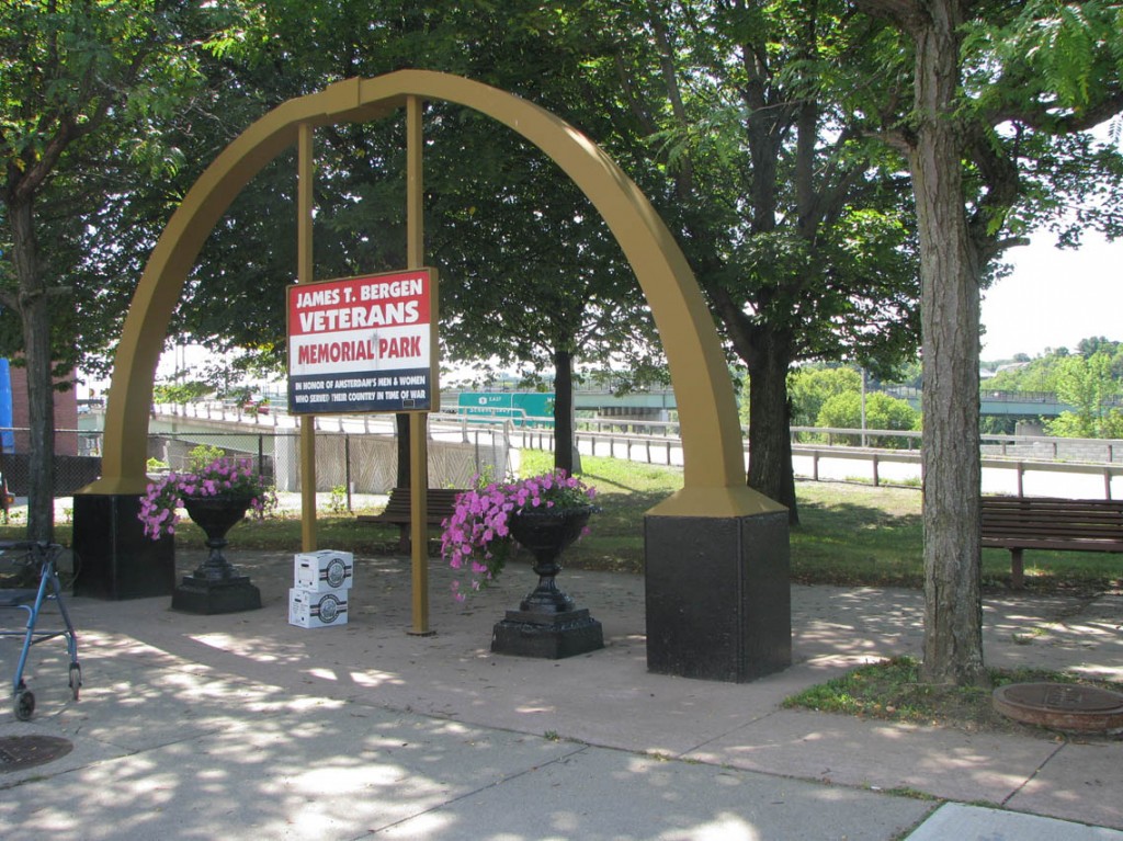32 - Bergen Memorial Park