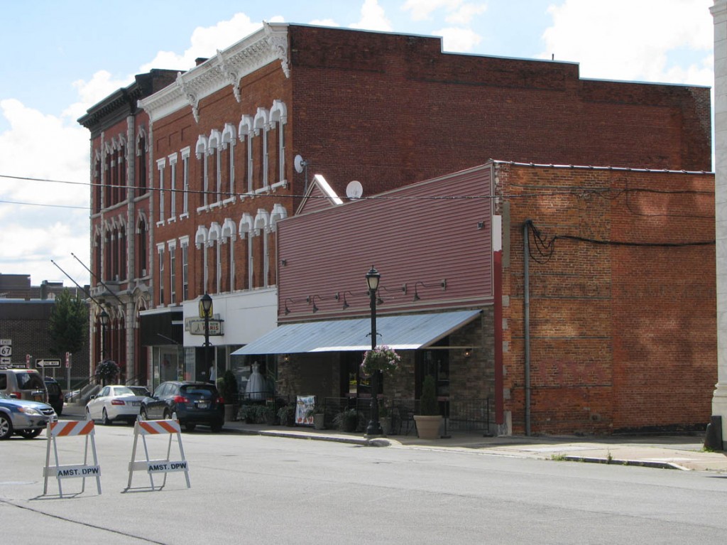 37 - Main St Southside